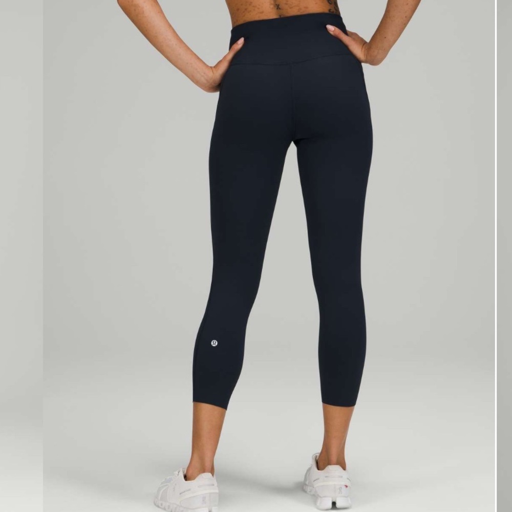 Lululemon Base Pace High-Rise Crop 23" black
